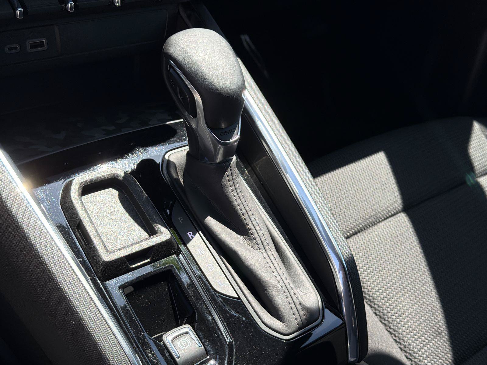 Used 2023 GMC Canyon Elevation RWD image 15