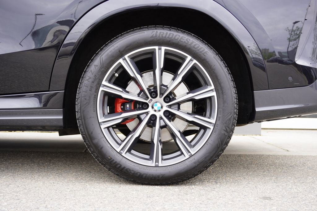Used 2023 BMW X6 xDrive40i w/ Executive Package image 35