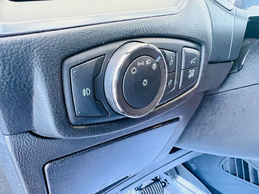 Used 2021 Ford Edge Titanium w/ Equipment Group 301A image 34