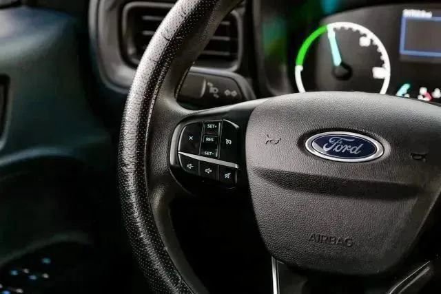 Used 2024 Ford Maverick XL image 22