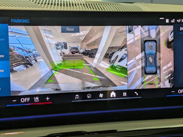 Used 2026 BMW M5 w/ Executive Package image 21