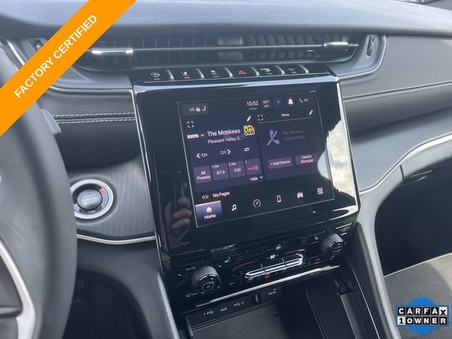 Certified 2025 Jeep Grand Cherokee Altitude AWD/4WD image 33
