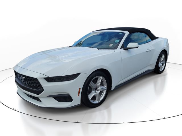 Used 2026 Ford Mustang Premium image 4