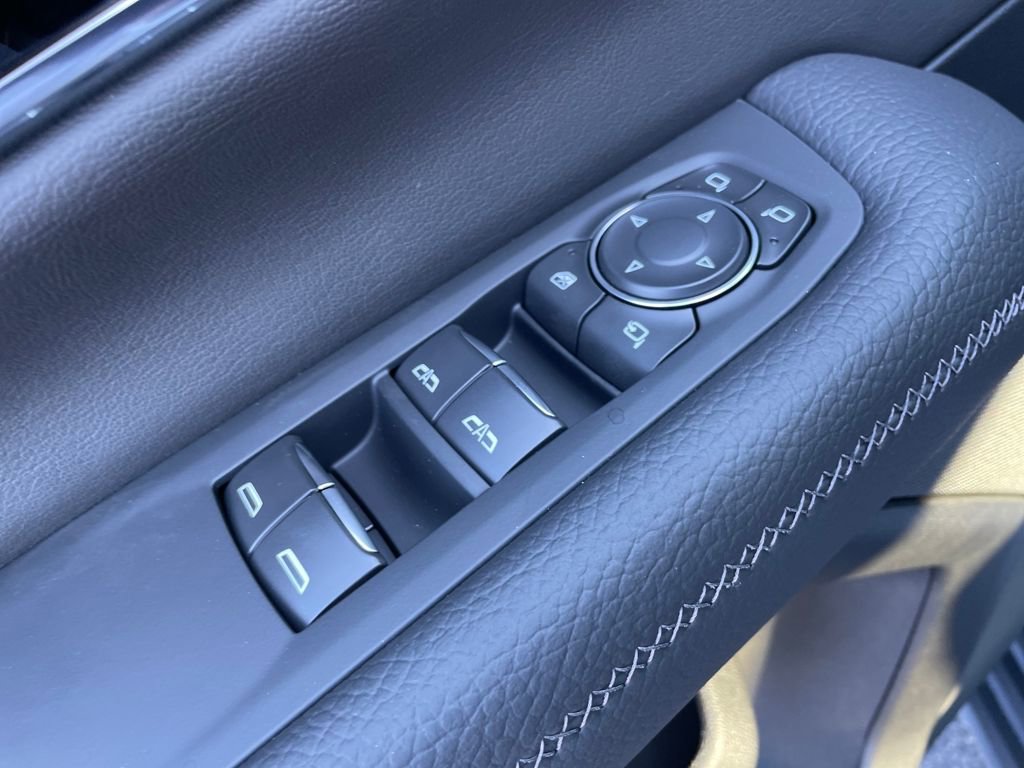 New 2026 GMC Yukon XL Denali image 11