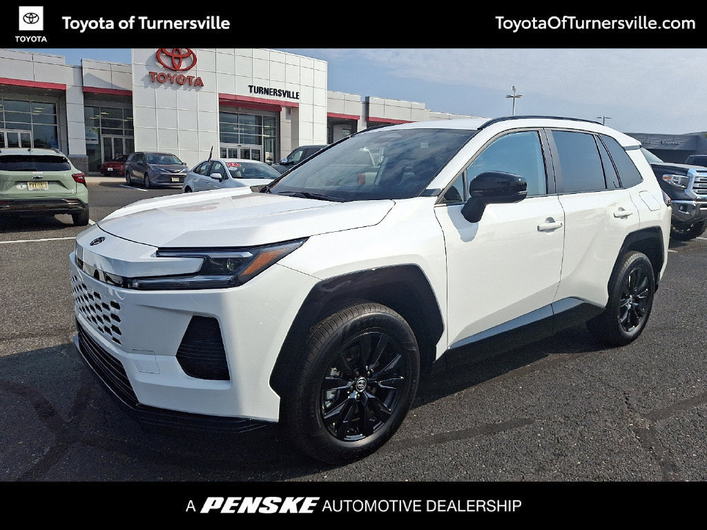 Used 2026 Toyota RAV4 SE w/ Convenience Package AWD/4WD image 1