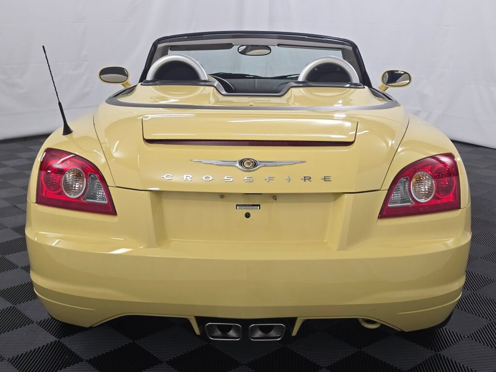 Used 2005 Chrysler Crossfire Limited RWD image 25