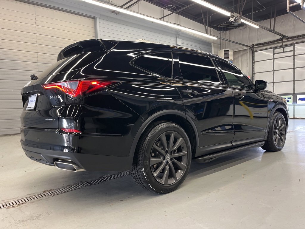 Used 2025 Acura MDX A-Spec image 7