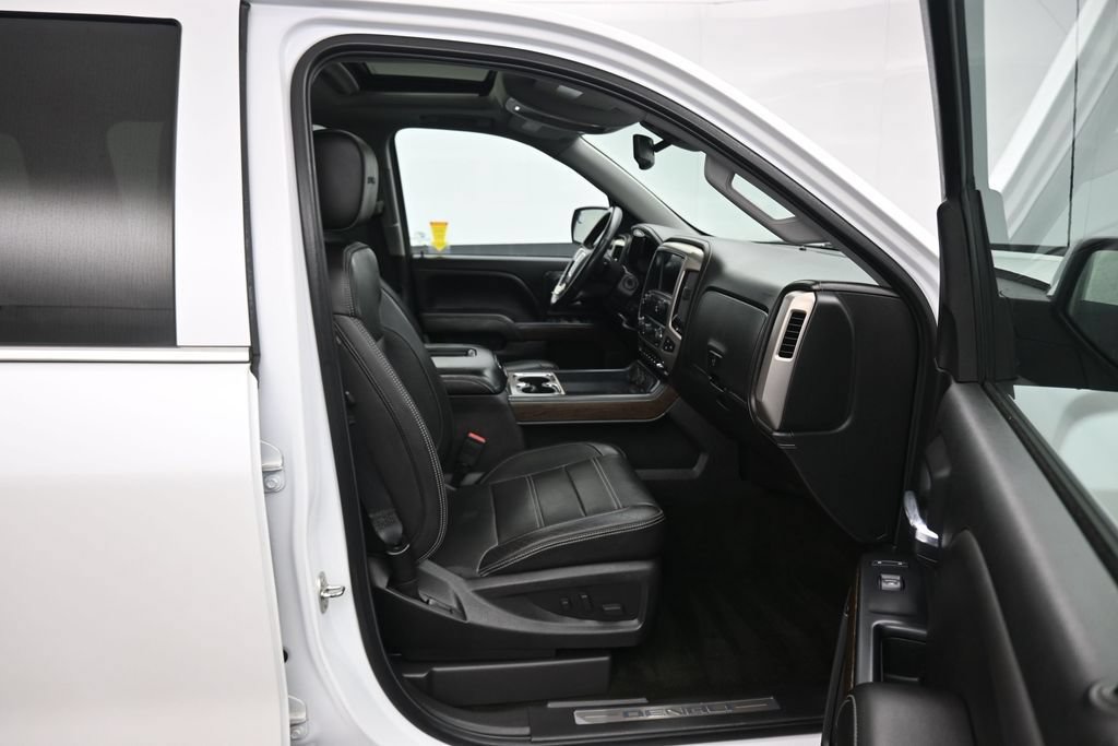 Used 2018 GMC Sierra 1500 Denali w/ Denali Ultimate Package AWD/4WD image 44