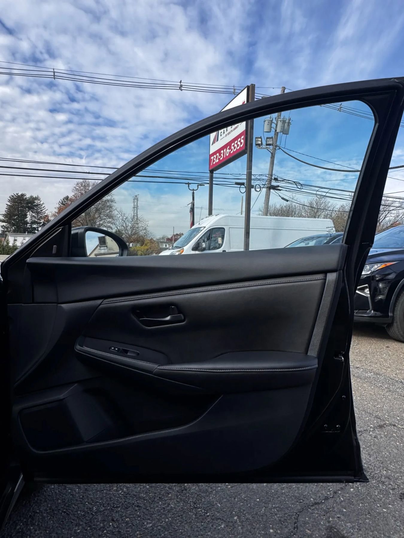 Used 2025 Nissan Sentra S image 14