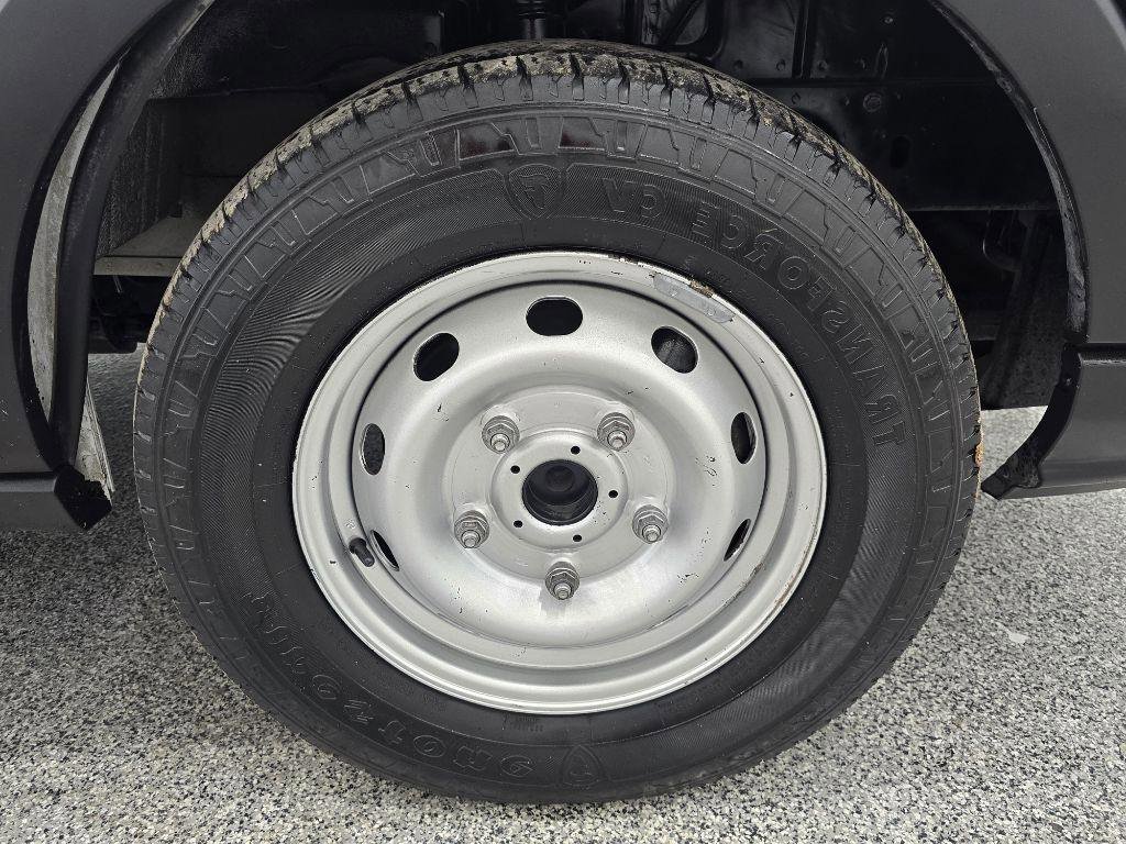 Used 2019 Ford Transit 150 130 Low Roof RWD image 31