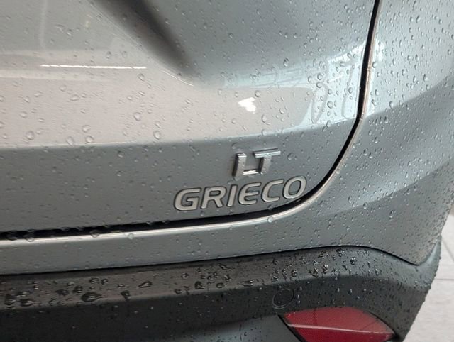 Certified 2025 Chevrolet Trax LT w/ Driver Confidence Package image 12