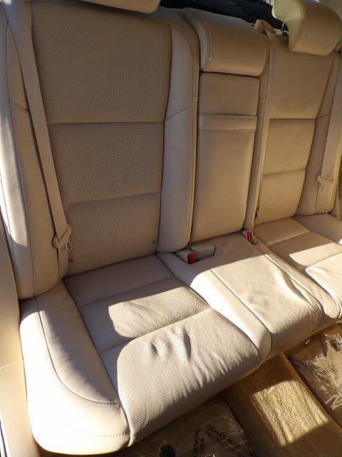 Used 2013 Lexus ES 300h w/ Luxury Pkg FWD image 21