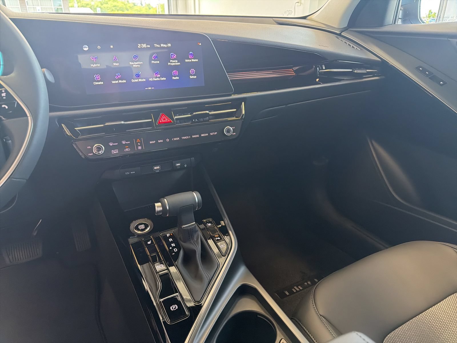 New 2026 Kia Niro EX FWD image 19