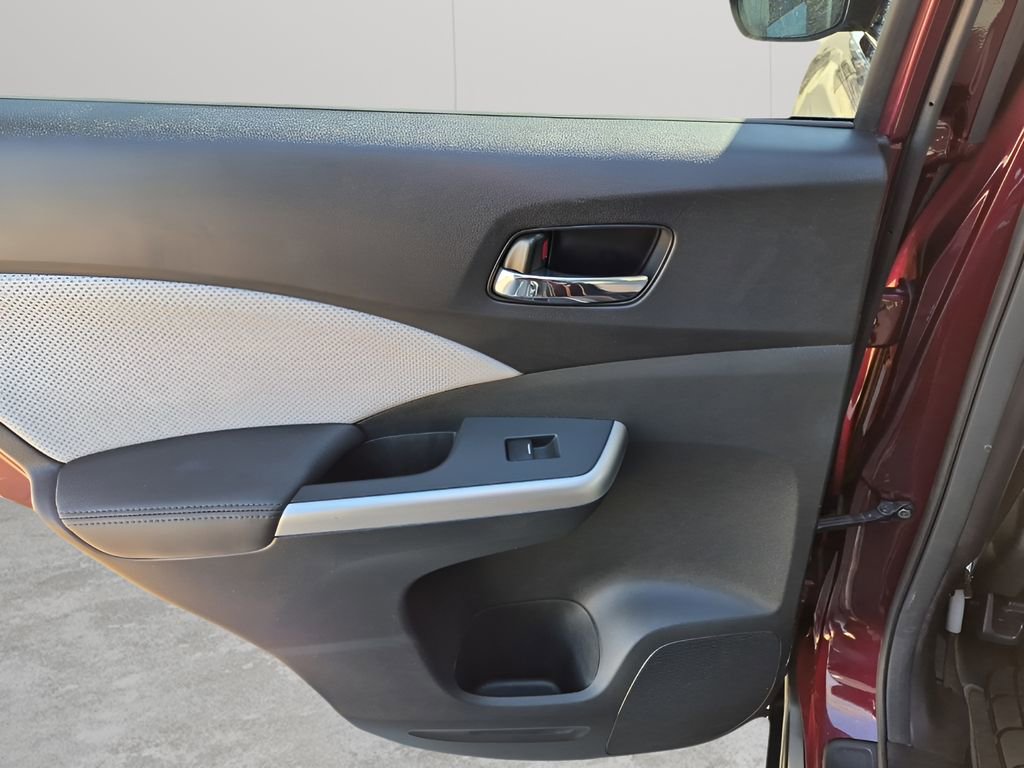 Used 2015 Honda CR-V Touring image 17