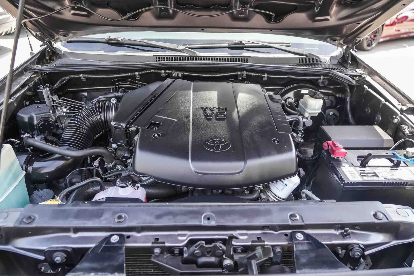Used 2015 Toyota Tacoma PreRunner w/ SR5 Package RWD image 27