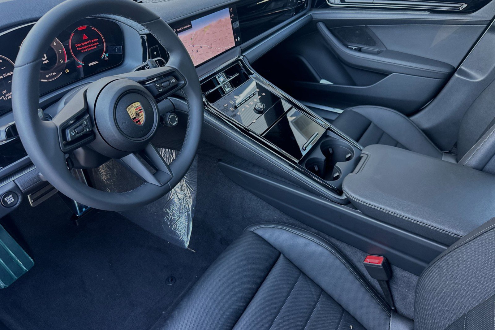 New 2025 Porsche Panamera image 4
