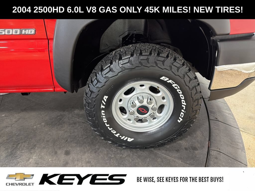 Used 2004 Chevrolet Silverado 2500 W/T w/ Snow Plow Prep Package AWD/4WD image 27