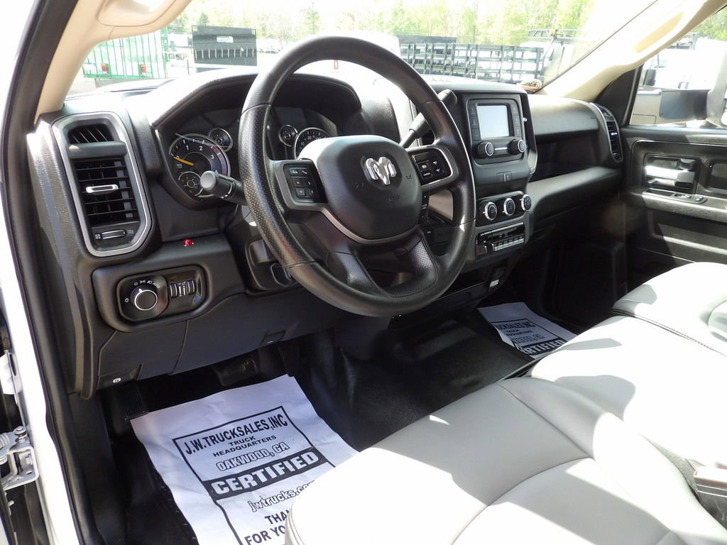 Used 2019 RAM 5500 Tradesman w/ Electrical Accessory Group image 28