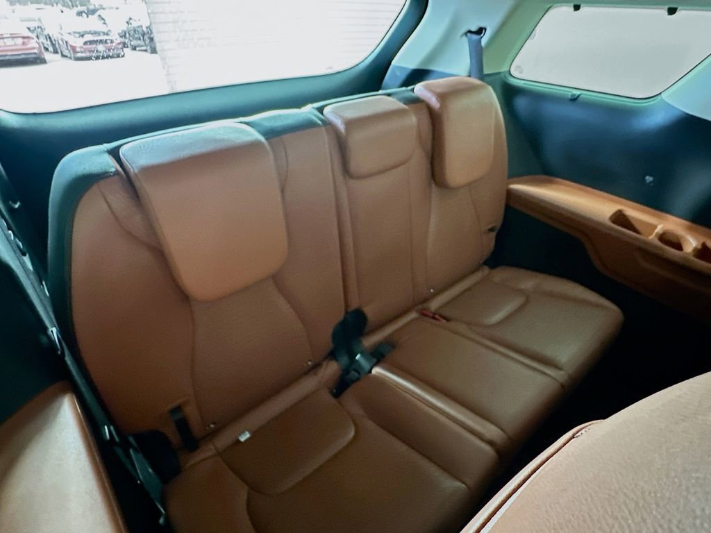 Used 2023 Kia Carnival SX Prestige image 29
