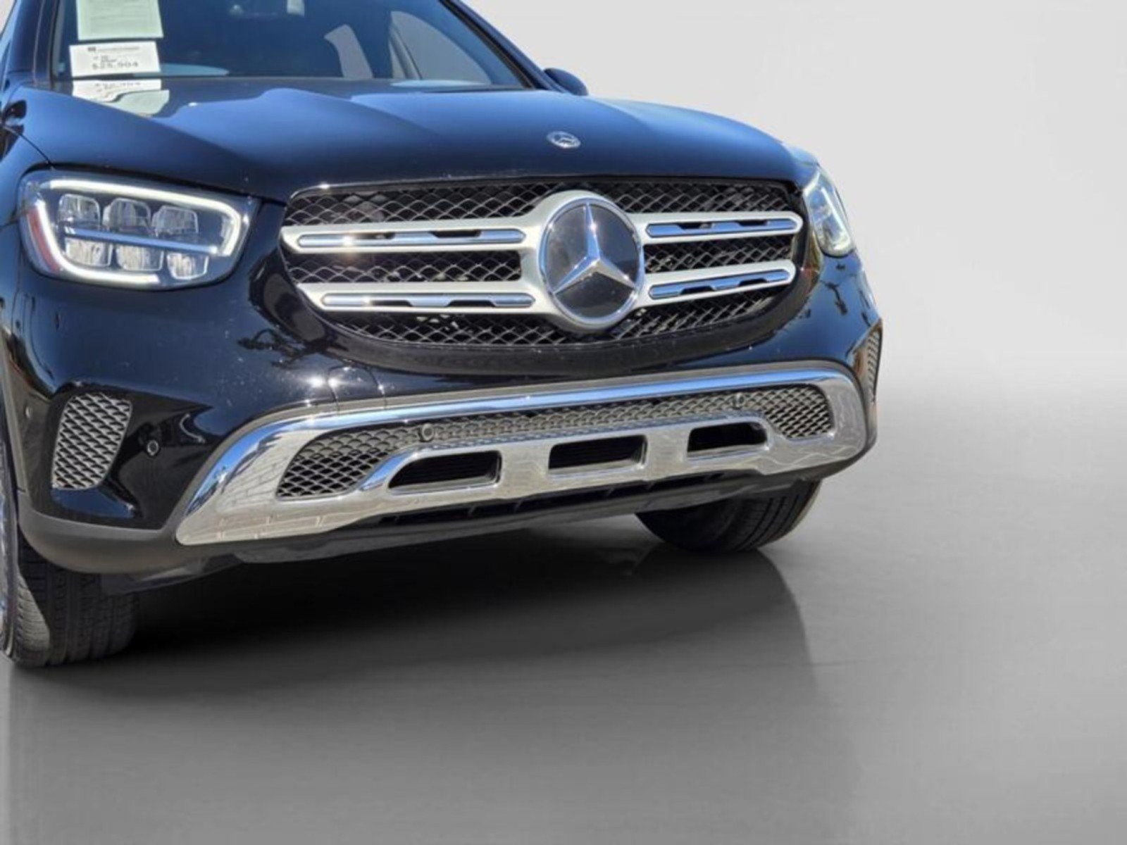 Used 2021 Mercedes-Benz GLC 300 4MATIC image 9