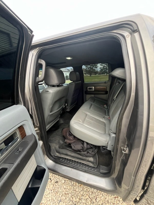 Used 2014 Ford F150 Lariat w/ Equipment Group 502A Luxury AWD/4WD image 14