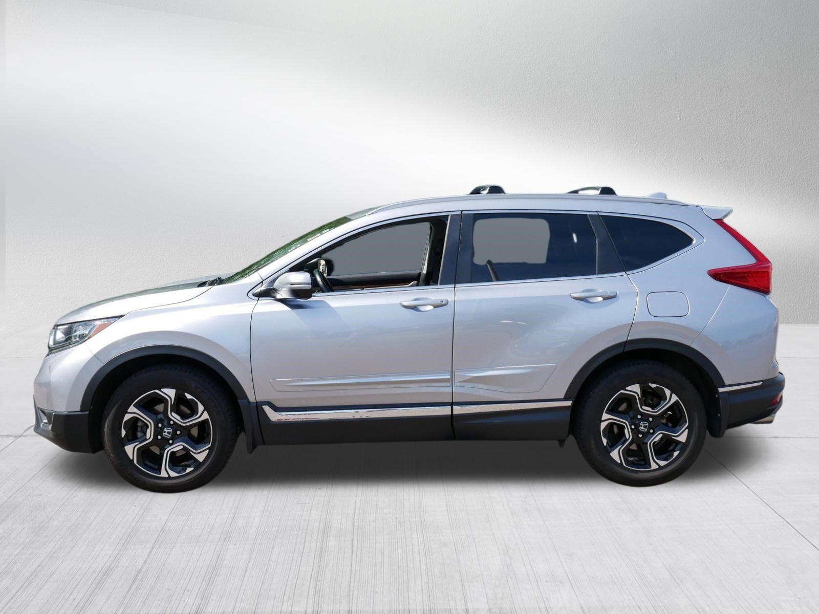 Certified 2018 Honda CR-V Touring image 3