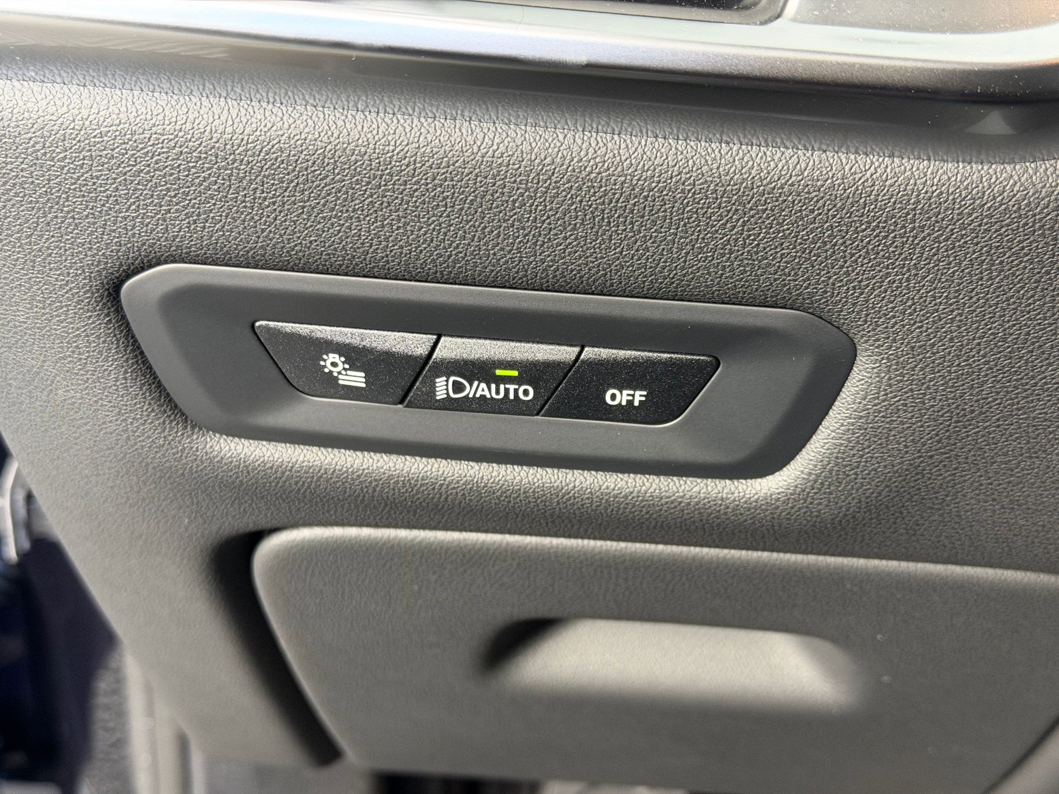 New 2026 BMW X5 xDrive50e image 19