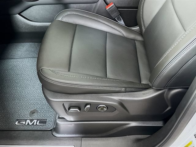 Used 2026 GMC Yukon Denali w/ Denali Reserve Package AWD/4WD image 26
