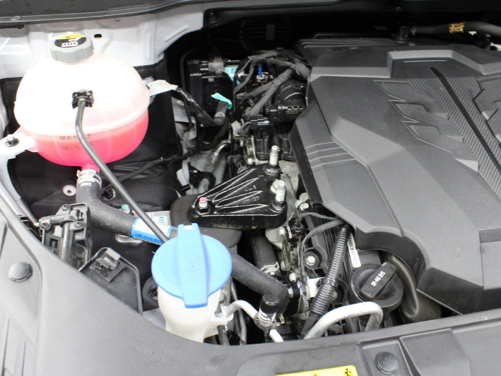 Used 2023 Kia Carnival EX FWD image 28