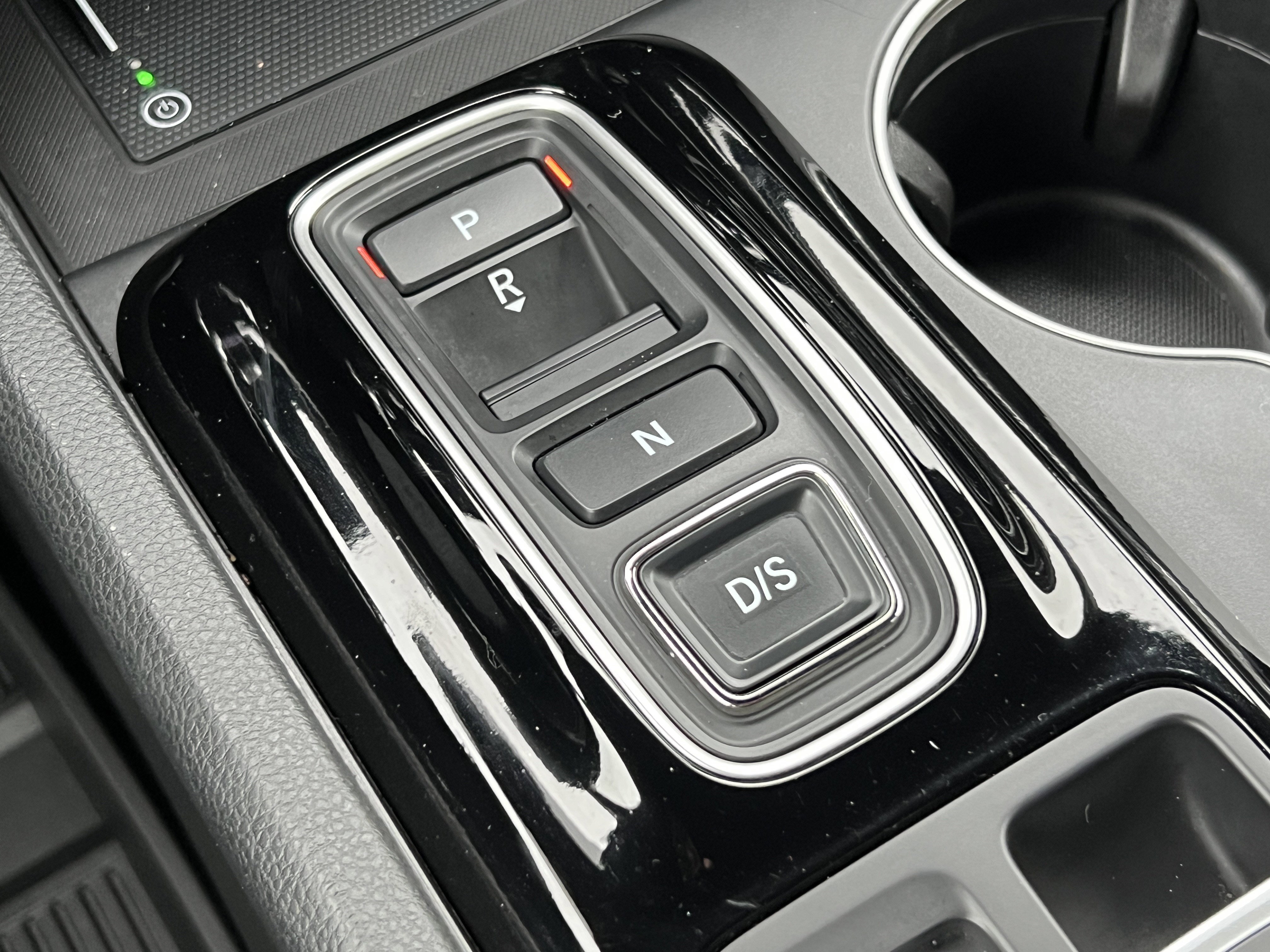 Used 2025 Honda Pilot Black Edition image 34