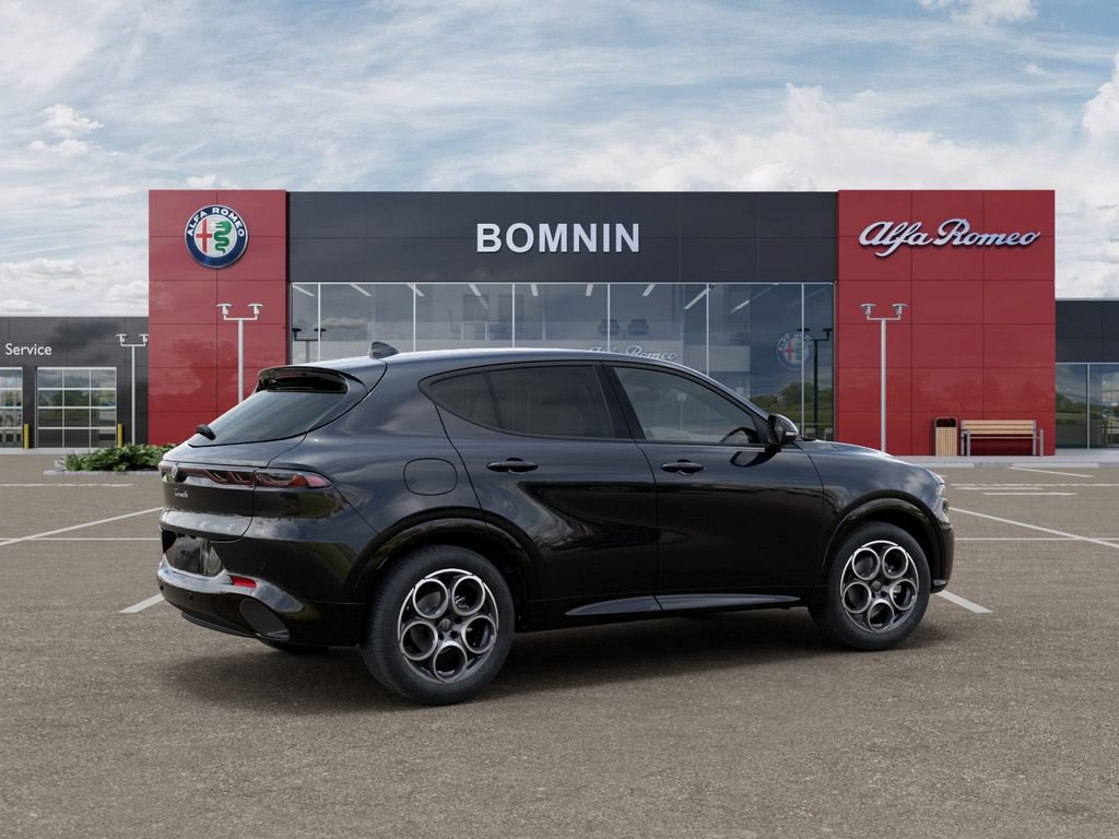 New 2025 Alfa Romeo Tonale AWD/4WD image 4