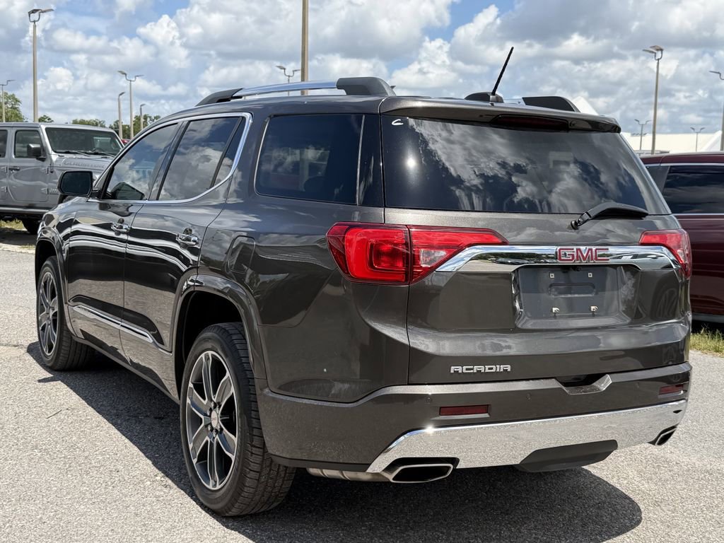 Used 2019 GMC Acadia Denali w/ Technology Package FWD image 7