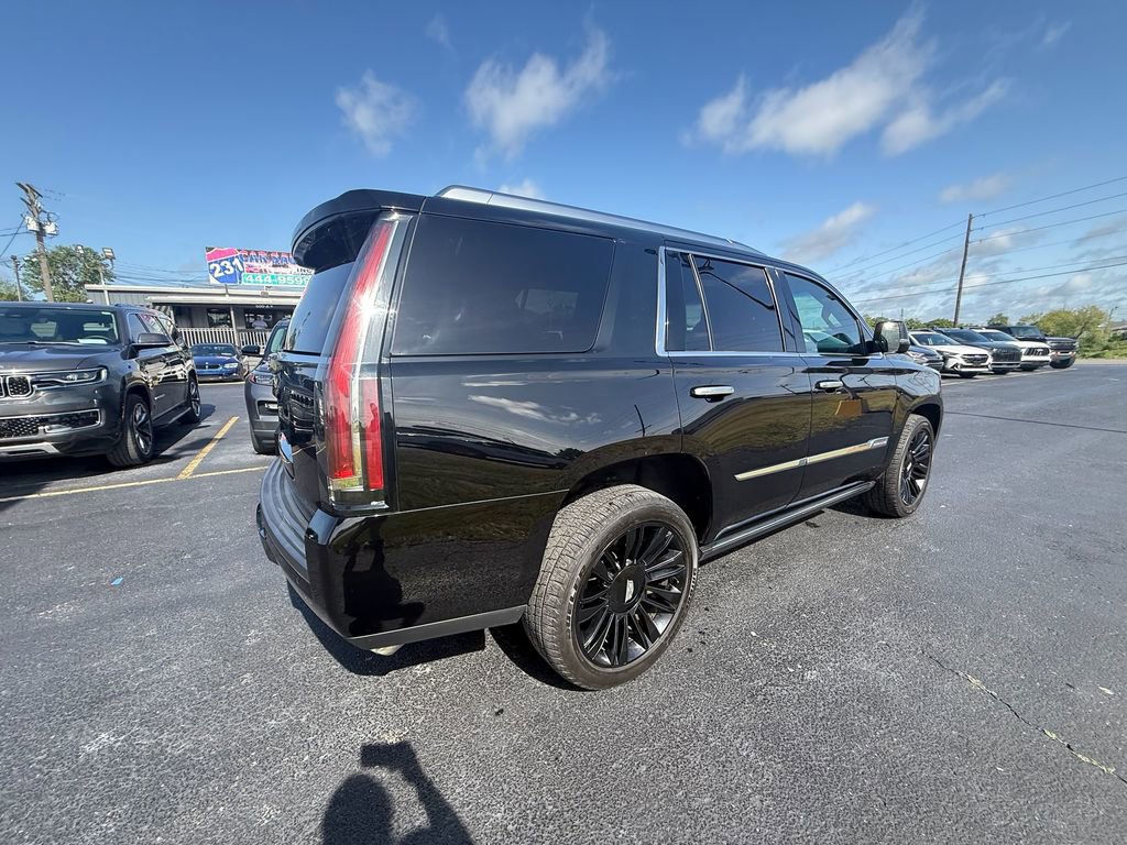 Used 2016 Cadillac Escalade Platinum AWD/4WD image 3