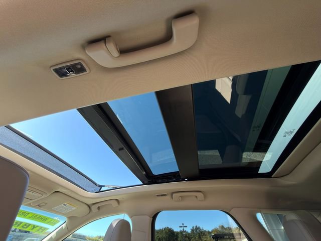 Used 2024 Lincoln Corsair Grand Touring w/ Equipment Group 301A AWD/4WD image 15