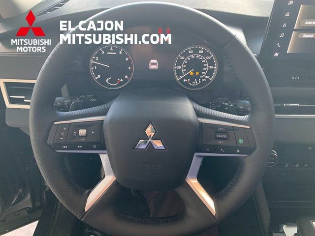 New 2026 Mitsubishi Outlander SE AWD/4WD image 13