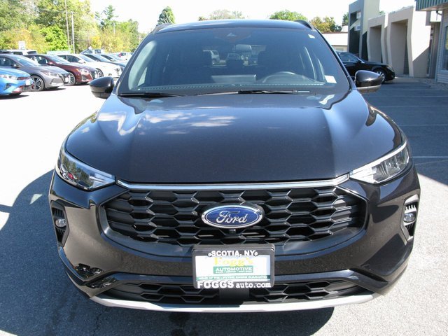 Used 2024 Ford Escape ST-Line Select w/ Tech Pack #2 image 12