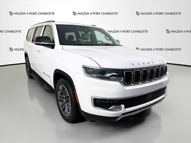 Used 2023 Jeep Wagoneer L Series II AWD/4WD image 1