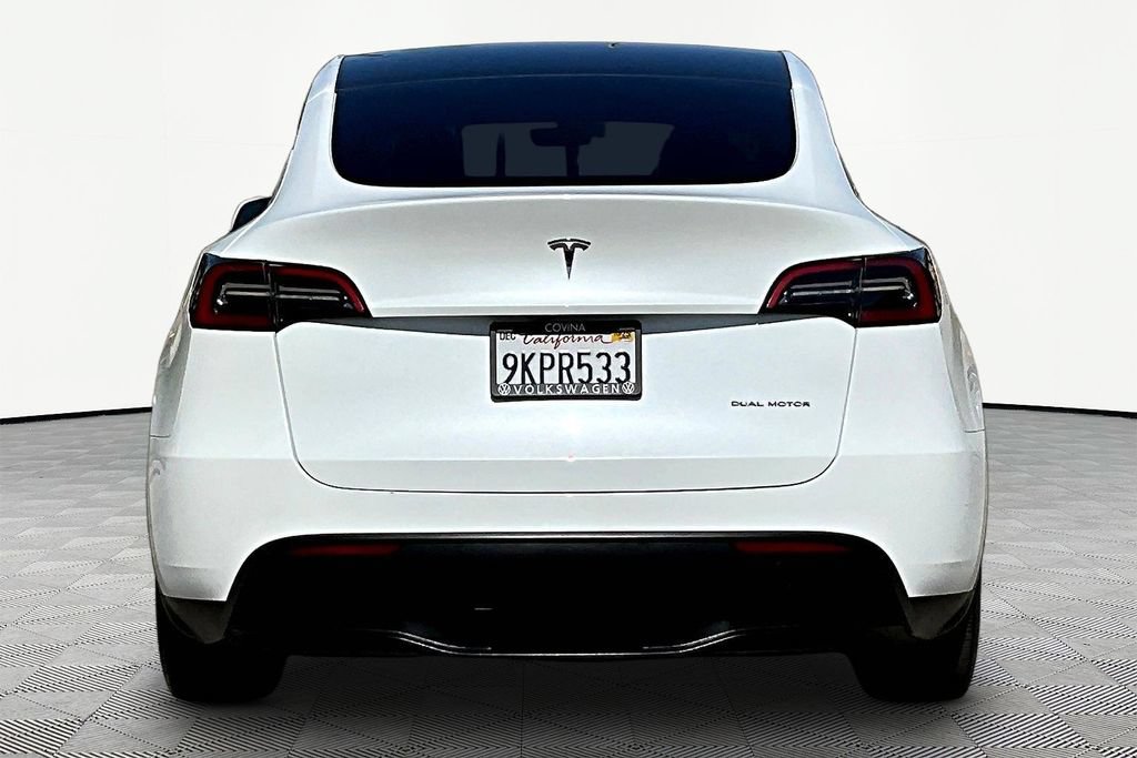 Used 2023 Tesla Model Y Long Range AWD/4WD image 5