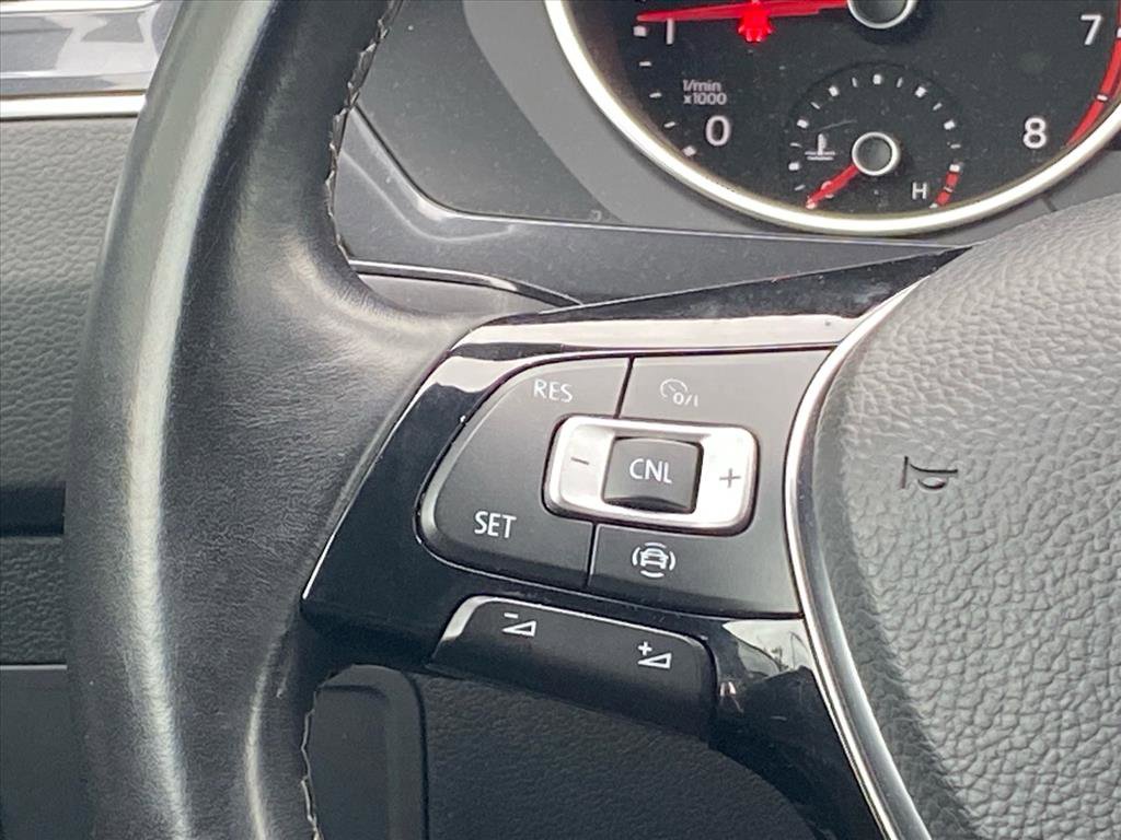 Used 2020 Volkswagen Tiguan SE R-Line w/ 3rd Row Seat Package AWD/4WD image 8