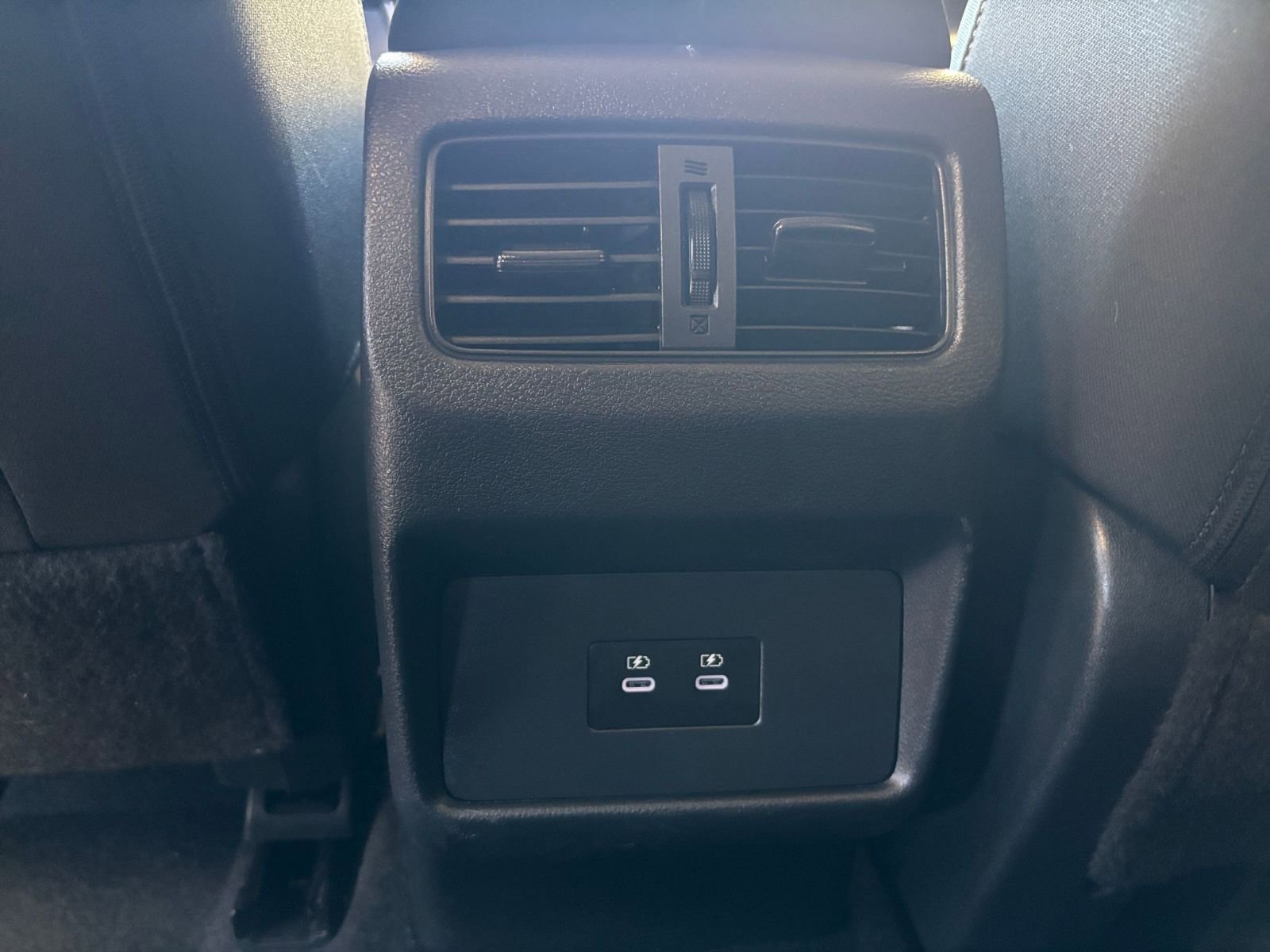 Used 2025 Nissan Rogue SV FWD image 23