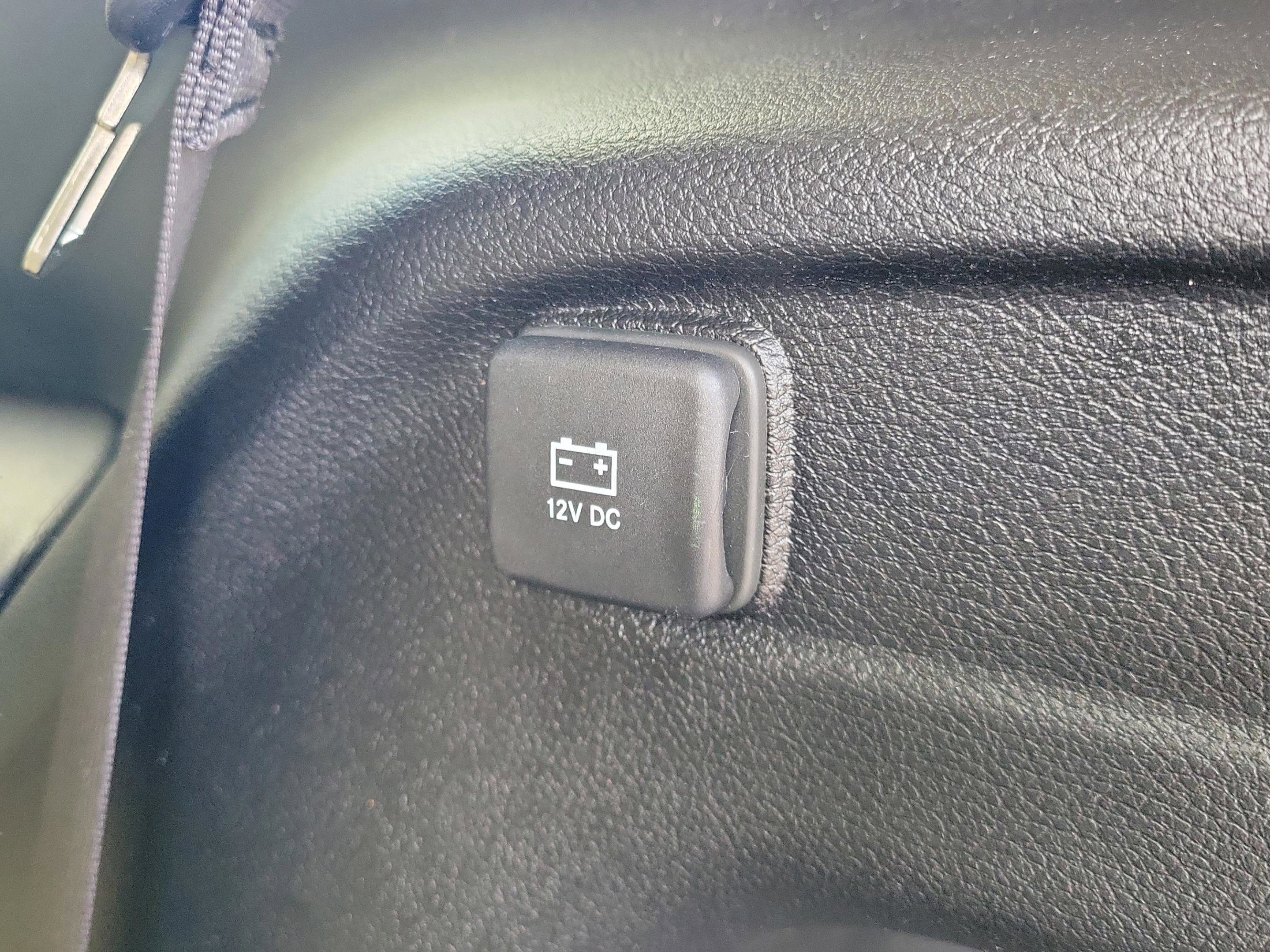 Used 2022 Jeep Grand Cherokee L Limited w/ Luxury Tech Group II image 10