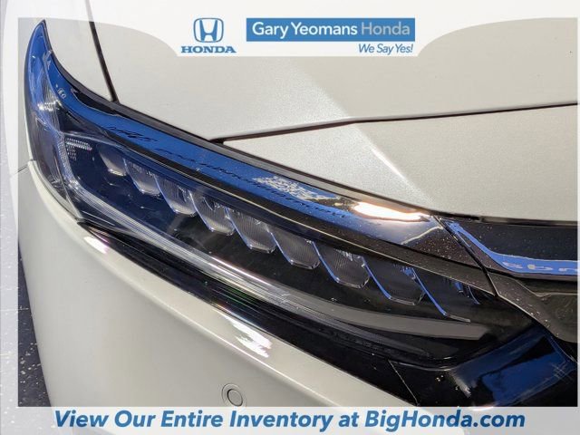 Used 2022 Honda Accord Touring image 13