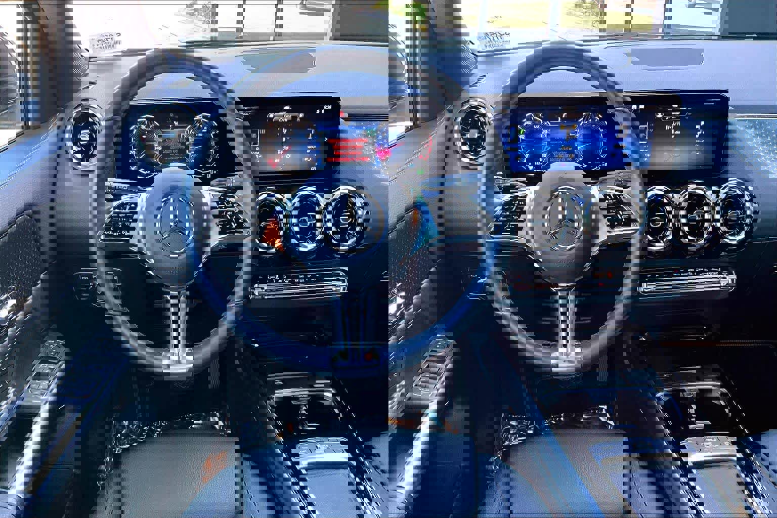 Used 2025 Mercedes-Benz GLA 250 image 5