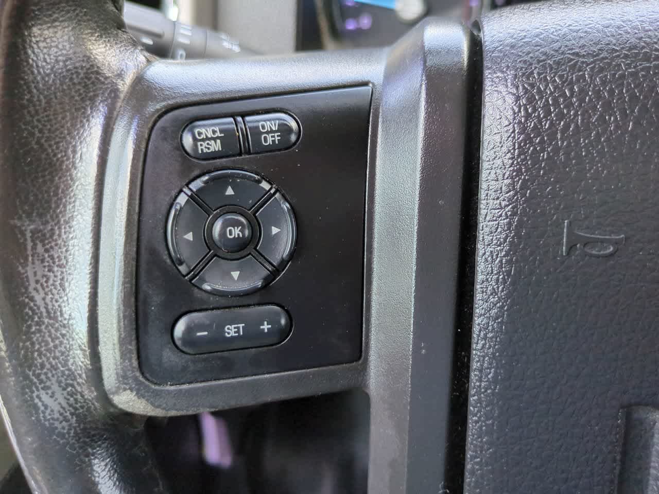 Used 2016 Ford F350 Lariat w/ Lariat Ultimate Package AWD/4WD image 24