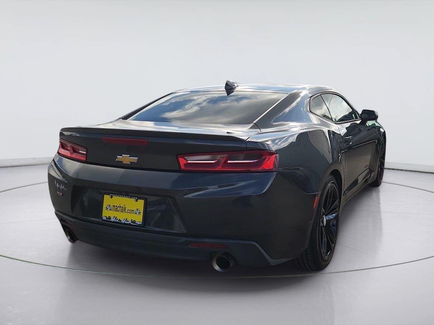 Certified 2018 Chevrolet Camaro LT w/ RS Package RWD image 8