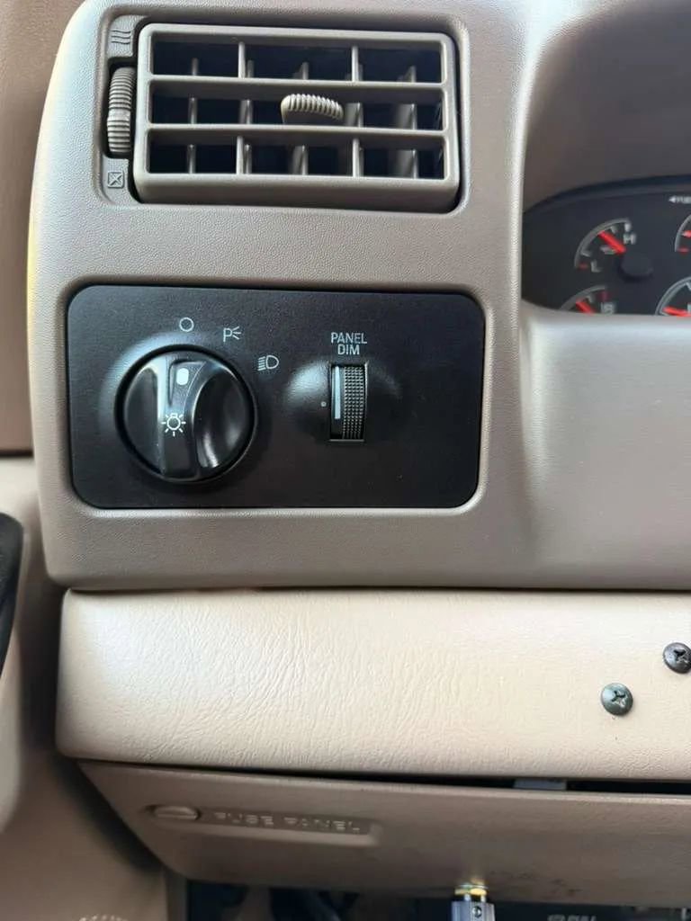 Used 1999 Ford F350 4x4 SuperCab DRW Super Duty image 20