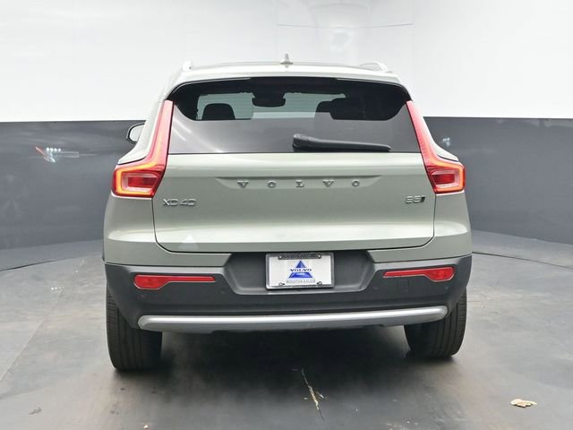 Used 2023 Volvo XC40 B5 Plus w/ Protection Package Premier image 7