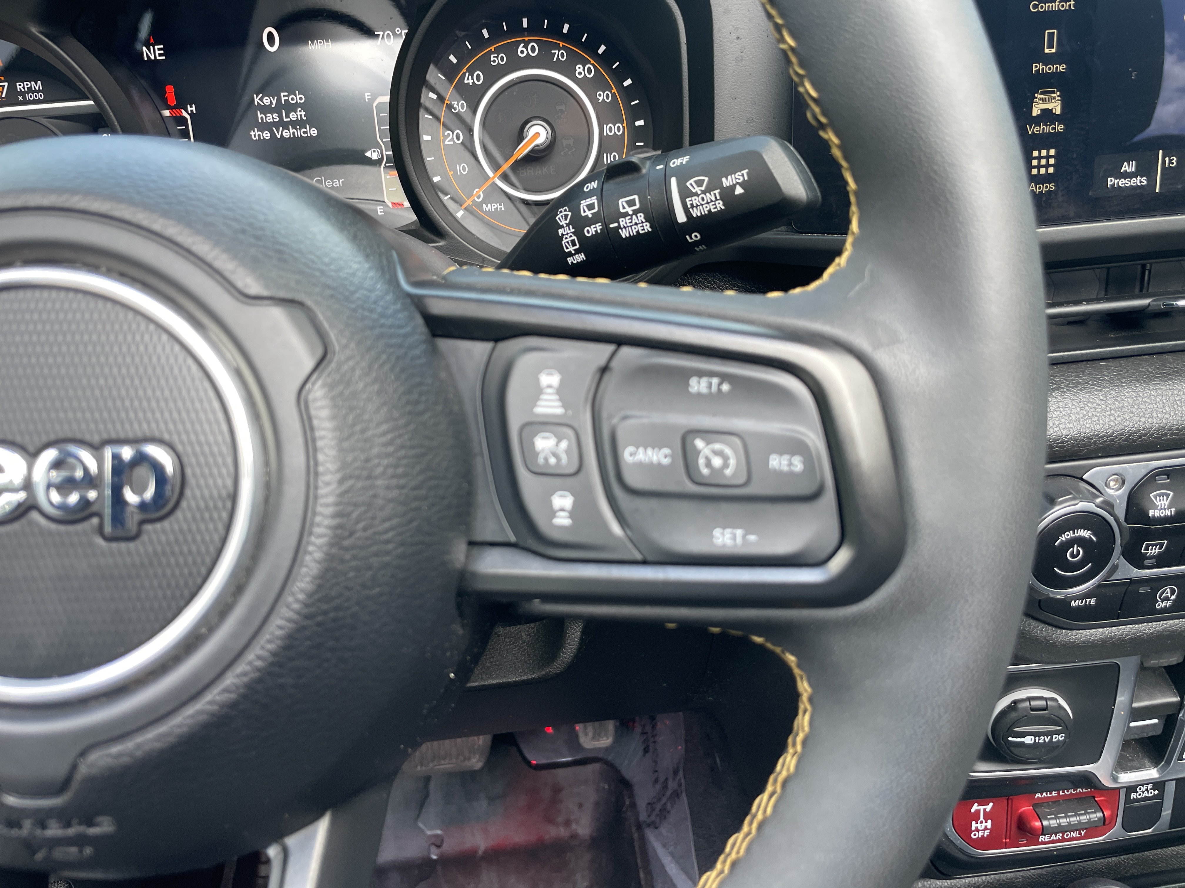 Used 2024 Jeep Wrangler Unlimited Sport AWD/4WD image 19