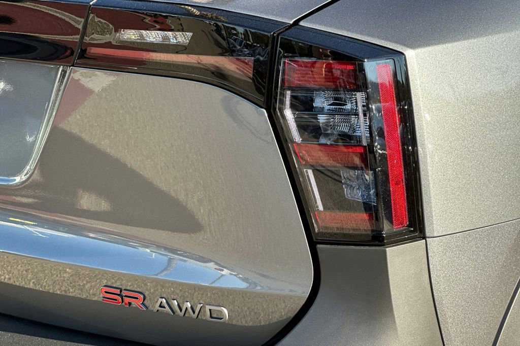 New 2026 Nissan Kicks SR image 7