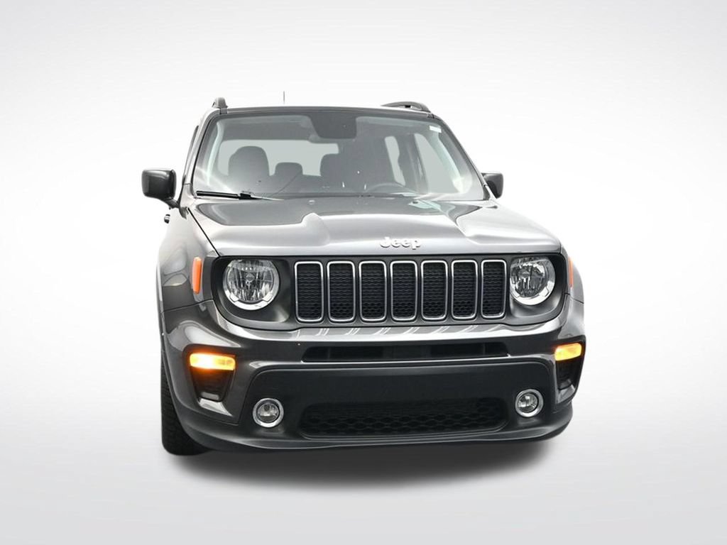 Used 2020 Jeep Renegade Latitude FWD image 2